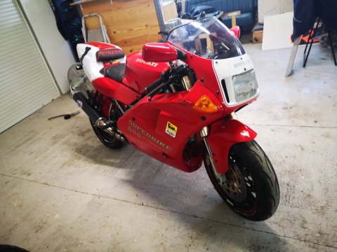 L'atelier Riders Spirit votre garagiste a récemment réalisé le remplacement des courroies de distribution lors d'une remise en route d'une Ducati 888 à Bourgoin Jaillieu