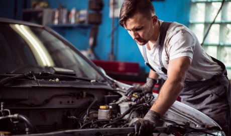 Remplacement et changement de châssis de voiture ancienne à Chatonnay