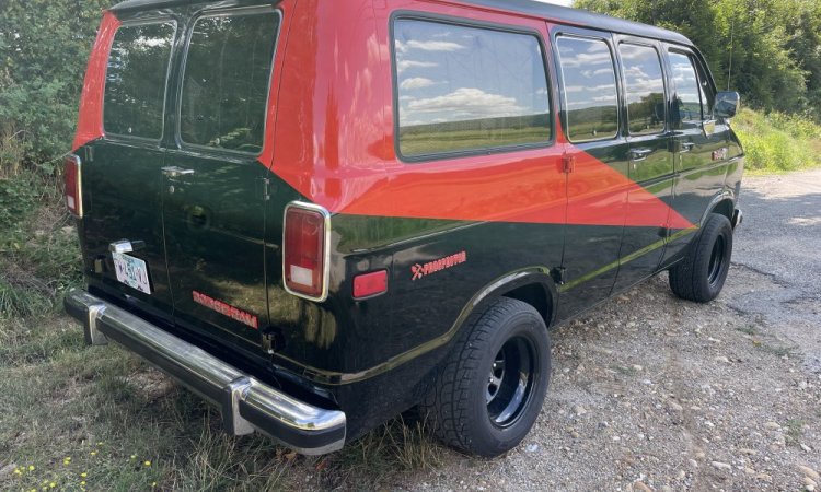 dodge van ram shorty B150 1984