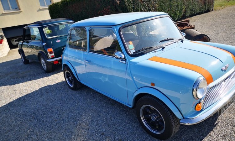 restauration complete d'une voiture austin mini 1000 gulf 1989 à la cote saint andré